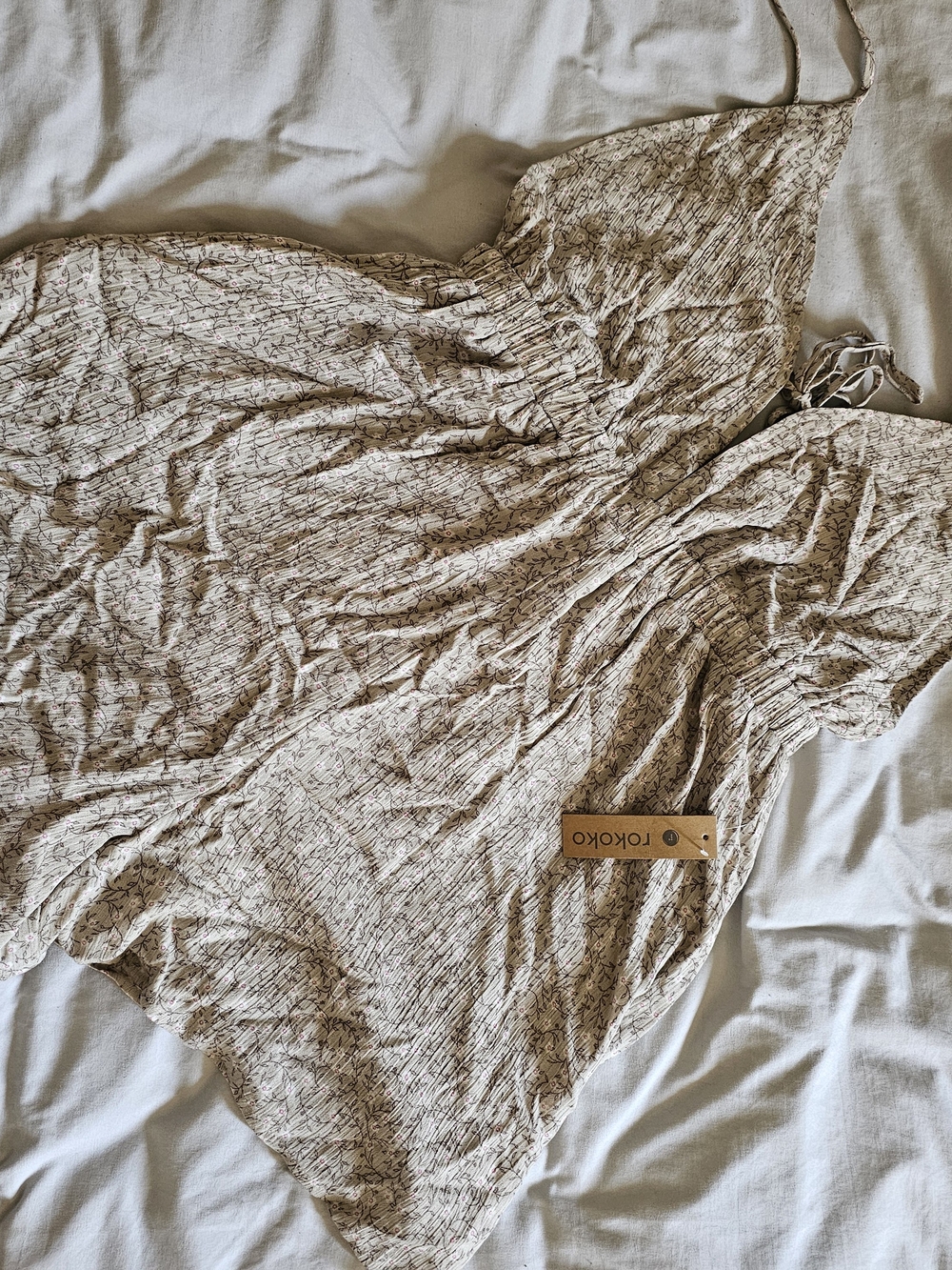 Tokoko Cream Printed V-Neck Romper With Pockets
